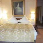 Hotel Schlossresidenz Heitzenhofen Duggendorf