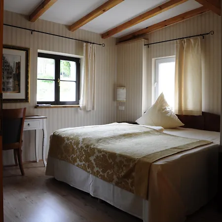 Hotel Schlossresidenz Heitzenhofen Duggendorf