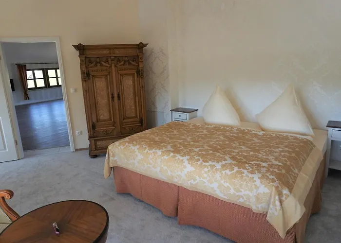 Otel Schlossresidenz Heitzenhofen