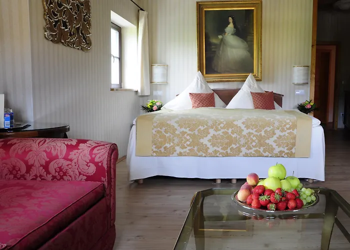 Schlossresidenz Heitzenhofen Otel Duggendorf