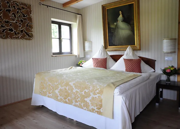 Schlossresidenz Heitzenhofen Otel
