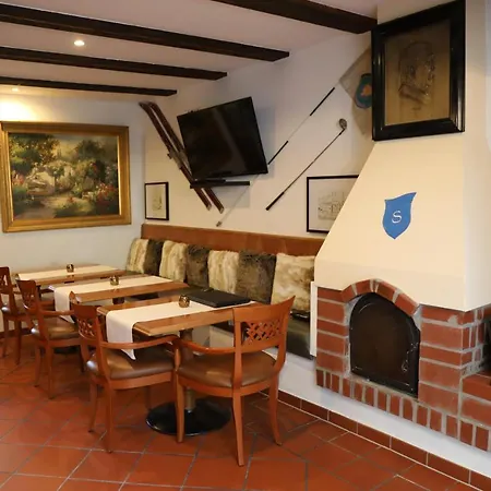Hotel Schlossresidenz Heitzenhofen Duggendorf