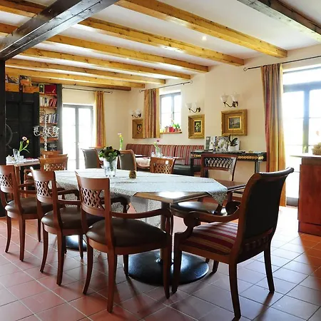 Schlossresidenz Heitzenhofen Hotel Duggendorf