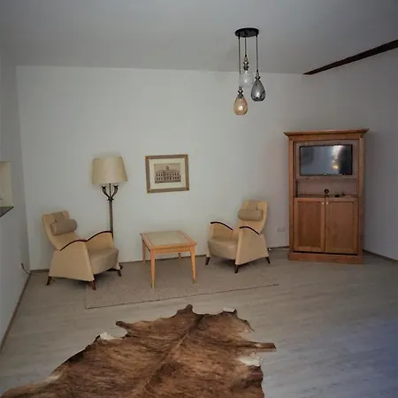 Schlossresidenz Heitzenhofen Hotel 3*