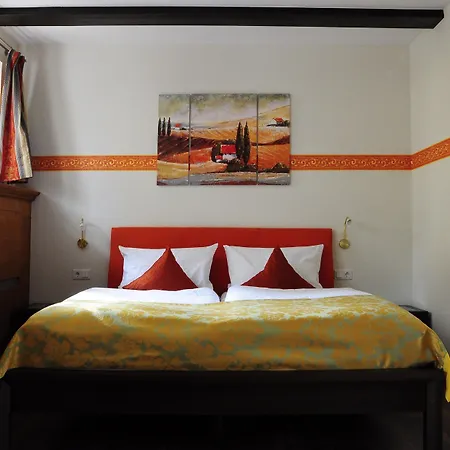 Schlossresidenz Heitzenhofen