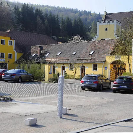 Ξενοδοχείο Schlossresidenz Heitzenhofen 3*