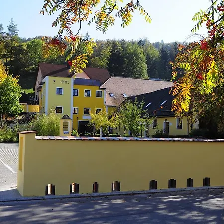 Schlossresidenz Heitzenhofen 3* Duggendorf