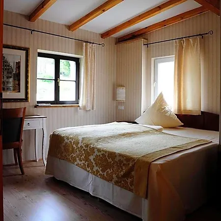 Schlossresidenz Heitzenhofen 3* Duggendorf