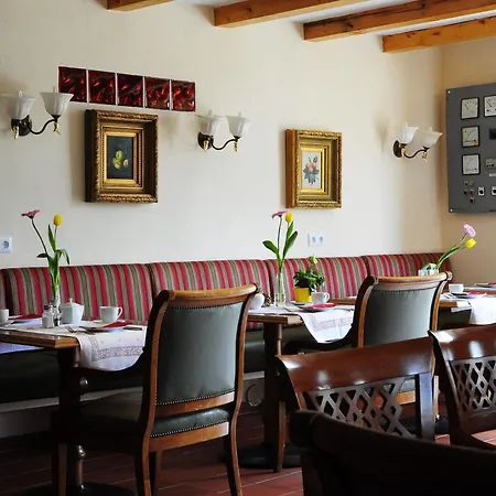 Hotel Schlossresidenz Heitzenhofen Duggendorf