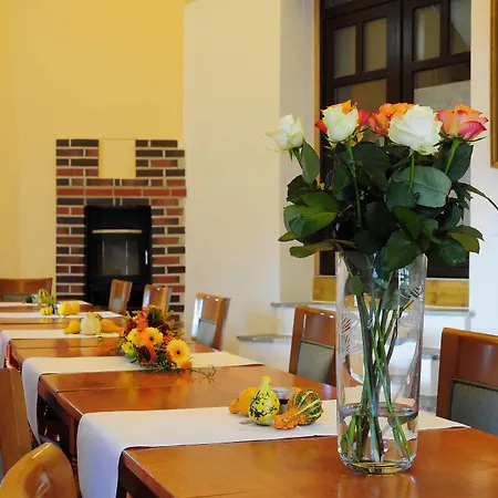 Schlossresidenz Heitzenhofen Hotel 3*