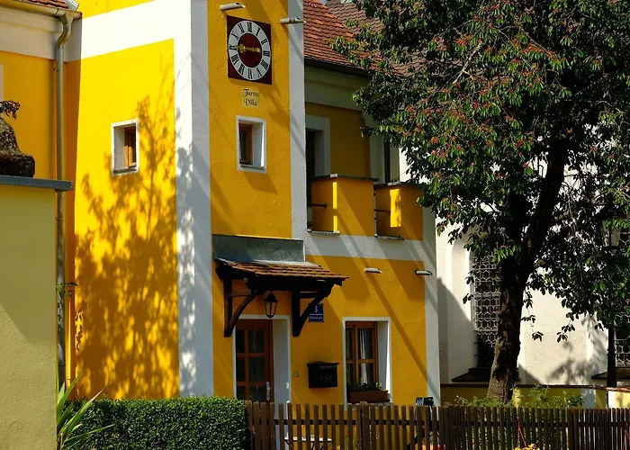 Schlossresidenz Heitzenhofen فندق 3*